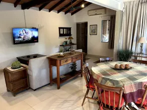 House in Sanber with pool and soccer field - Image 4