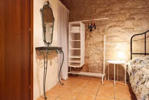 Guest House in Trani's historic centre - Image 3
