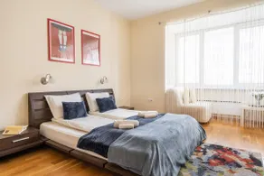 Spacious City Center 2BR for Friends & Families - Image 4
