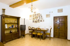 Cheap Apartment in The Old Village - Image 4