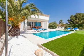 Cozy villa in Cala Llombards - Image 3