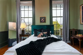 NOLA Charm in 1820s Mansion | Balcony + Prime Spot - Image 2