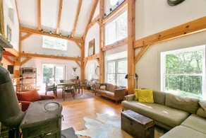 Beautiful family home, Hike, Fireplace, Sleeps 12 - Image 4