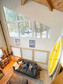 LOCATION! - PETS -  FAST WIFI -  CLOSE TO SKI/BEACH - PELOTON BIKE! - Image 2
