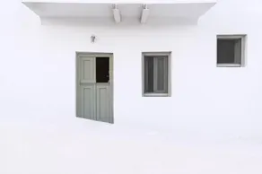 Briefcase's House - Kato Chora - Image 2