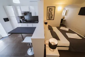Studio apartment ”Silver”, in front of the beach - Image 4