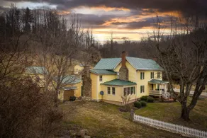 Enchanted-Historic Shenandoah Farm - Image 2