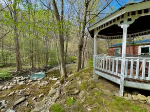 'Got Rocks' 1 acre on Watauga River, Gazebo, Flat yard, Close to Golf Courses - Image 4