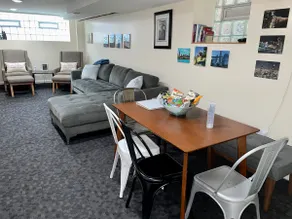 2 King Beds /Easy Downtown / Free Str Parking-Read - Image 2