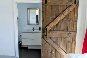 Contemporary East Austin Cottage - Image 4
