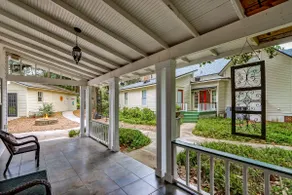 Graceful Southern Guesthouse + outdoor living area - Image 4