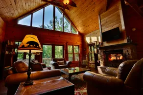Serene Retreat Cabin W/Hot Tub close to Asheville - Image 2