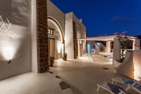 Spacious Luxury Private Villa - Heated Pool - Ocean Views - Image 2