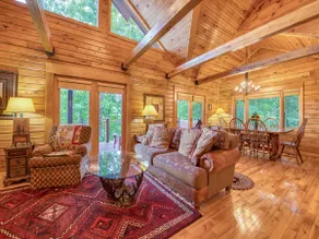 Sky Cabin, Amazing Smoky Mountains Views, HGTV - Image 4