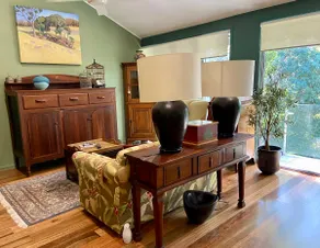 Calm & Kangaroos in a boutique apartment setting - Image 3