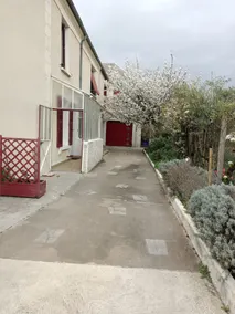 Ground floor, 3 bedrooms, close to EMB, ENSIB, Cathédrale, Nexter - Image 3