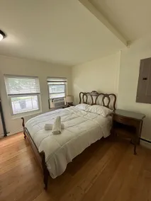 The Corner Quarters- 4BR Retreat - Image 4