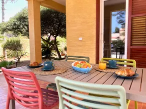 Apartment in a Villa by the Sea, Garden & Parking - Image 4