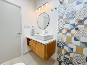White Apartment #2 - Image 4