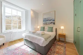 Wemyss Hideaway in New Town - Image 4