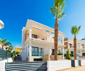 Fortuna Sunshine Villa Quesada - Image 3