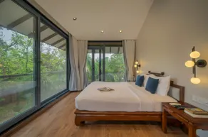 The Glass Grove Romantic Retreat in Panchgani - Image 2