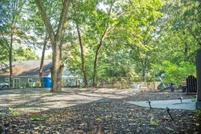 Entire Guest House Located in East Atlanta Village - Image 4