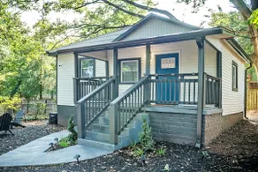 Entire Guest House Located in East Atlanta Village - Image 3