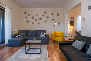 House Fran - Image 3