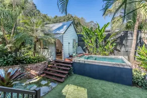 Trendy Retreat with Plunge Pool - Image 2