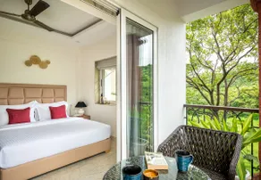 Cozy 1BHK with Pool in Candolim - Image 3