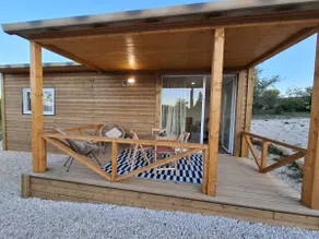 Almond Lodge - Image 4