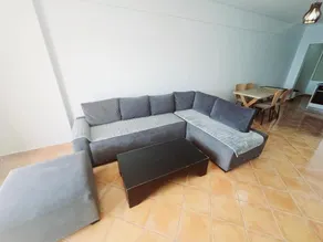 Spacious Sea View Apartment - Image 4