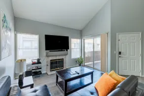 Modern condo near Vegas Strip - Image 5