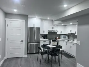 2 Beds 1Bath Legal Suite Basement - Image 3