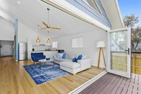Blue Sky Beach House - Image 3