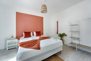 Welcome to Eva House - Image 3