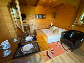 Small wooden chalet in the mountains - Image 2