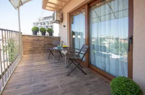 Cozy penthouse, terrace, artisan touch perfect espresso & perks - Image 5