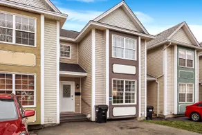 Spacious 4BR w/ BBQ in Downtown - Image 2