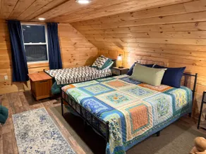 Private Cabin in the Woods with a loft - Image 3