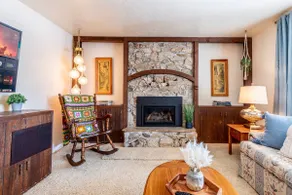 Cozy & Dog-Friendly Split-Entry Home - Sleeps 9 - Image 2