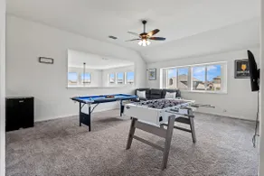 Rooftop Bliss 4BR W Crib/Officespace Free Parking - Image 3