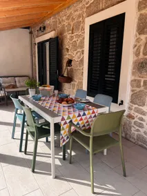 Apartman Maslina Stone House - Image 2