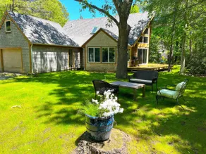 Little House in the Woods-Dog Friendly-Beach Pass - Image 3
