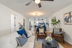 Your HOME when you're in Benton! - Image 4