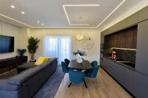 Ciotola Apartments, Free Parking, 5 Min to Airport - Image 5