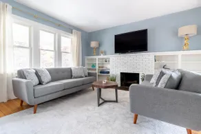 Mid-Century Modern Upper Unit - Image 3