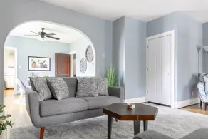 Mid-Century Modern Upper Unit - Image 2