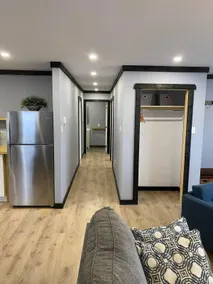 Cozy 2 Bedroom Bungalow - Image 3